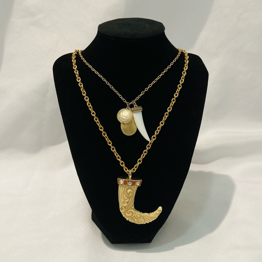 Gold Chain Layered Pendant Necklace Carved Swirls